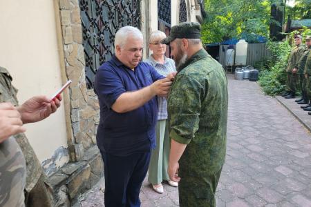 Рабочая поездка делегации КПРФ во главе с Казбеком Тайсаевым на Донбасс продолжается