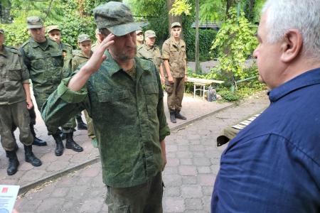 Рабочая поездка делегации КПРФ во главе с Казбеком Тайсаевым на Донбасс продолжается