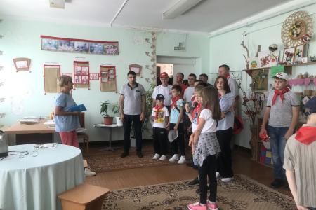 Коммунисты, комсомольцы и пионеры Марий Эл почтили память летчиков-красноармейцев