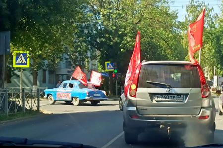 Во Владимире прошел автопробег в поддержку кандидата в губернаторы А.С. Сидорко