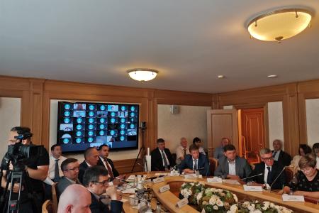 Н.М.Харитонов: Заявленный Правительством эффект от второго этапа инвестквот в сфере рыболовства не совпадает с видением этого эффекта руководством дальневосточных регионов