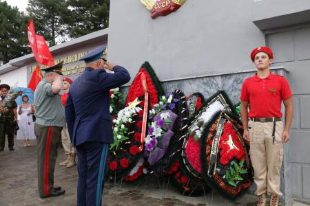 Краснодарский край. Коммунисты Кубани и Дона почтили память красных казаков-героев вблизи станицы Кущевской
