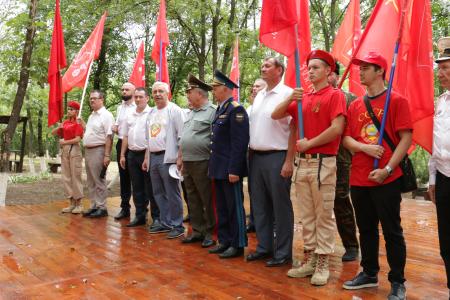 Краснодарский край. Коммунисты Кубани и Дона почтили память красных казаков-героев вблизи станицы Кущевской