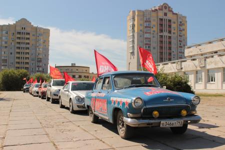 Во Владимире прошел автопробег в поддержку кандидата в губернаторы А.С. Сидорко