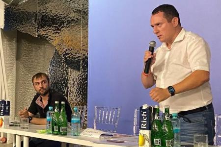 Краснодарский край. Активист КПРФ Николай Бондаренко встретился с избирателями города-курорта Сочи