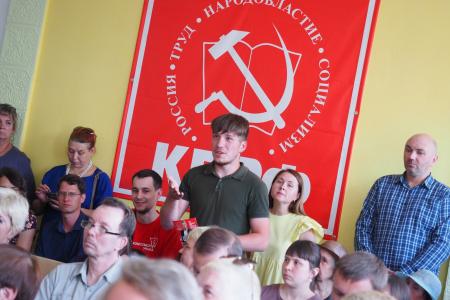Свердловская область. Александр Ивачёв совершил рабочую поездку в Красноуральск и встретился с жителями города