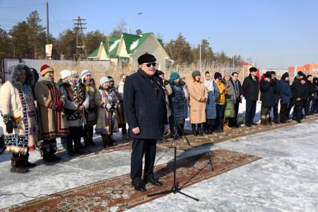 Лидер якутских коммунистов В.Н. Губарев поздравил представителей малочисленных народностей Севера с Международным днем коренных народов мира