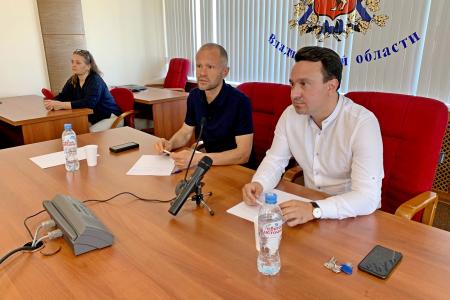 Роман Лябихов встретился с владимирским дольщиками и активистами ЖКХ