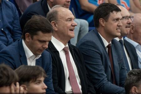 Г.А. Зюганов посетил турнир по волейболу в Орле