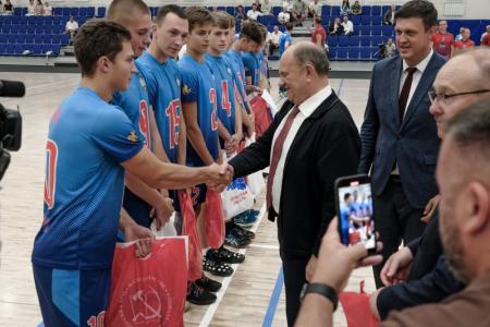 Г.А. Зюганов посетил турнир по волейболу в Орле