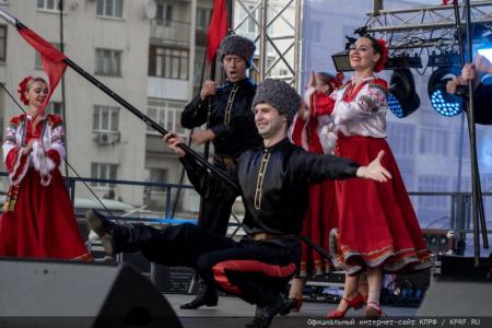 Г.А. Зюганов принял участие в фольклорном фестивале "Орловская мозаика"