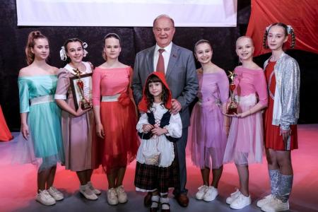 Г.А. Зюганов в Орле посетил гала-концерт детского конкурса «Земля талантов»