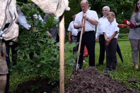 Г.А. Зюганов и А.Е. Клычков посетили природный музей–заповедник И.С. Тургенева «Спасское-Лутовиново»