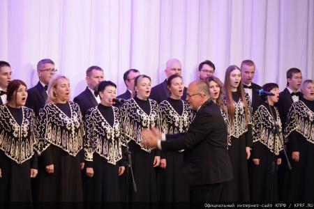 Г.А. Зюганов посетил торжественное собрание и концерт, посвященные 79-летней годовщине освобождения Орла