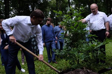 Г.А. Зюганов и А.Е. Клычков посетили природный музей–заповедник И.С. Тургенева «Спасское-Лутовиново»