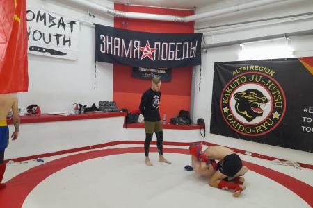 Алтайский край. В Барнауле прошел спортивный турнир "Знамя Победы"