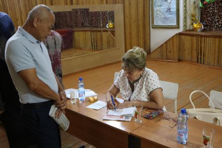 Саратовская область. О.Н. Алимова провела рабочую встречу с жителями Ровенского района