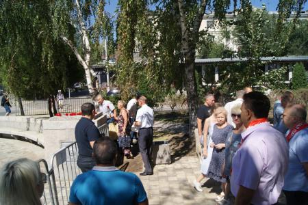 В День Памяти о бомбардировке Сталинграда акция сталинградских коммунистов обернулась скандалом