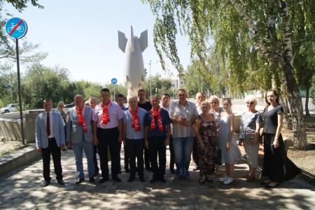 В День Памяти о бомбардировке Сталинграда акция сталинградских коммунистов обернулась скандалом