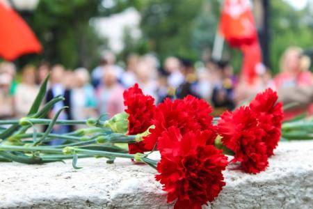 В Воронеже отметили 81-летие со дня основания Воронежского добровольческого коммунистического полка
