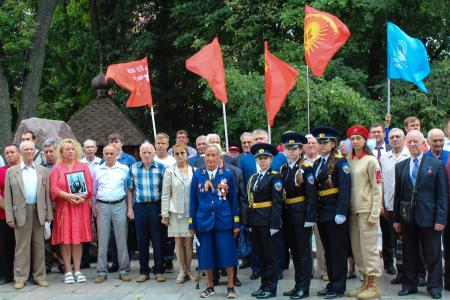 В Воронеже отметили 81-летие со дня основания Воронежского добровольческого коммунистического полка