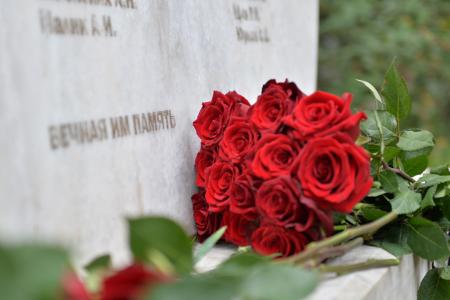 В Хакасии почтили память жертв трагедии на Саяно-Шушенской ГЭС