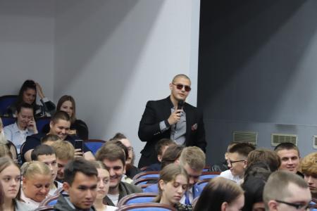 Юрий Афонин в Хакасском государственном университете: Сегодня Россия сражается за справедливое и многополярное мироустройство