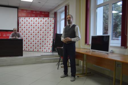 Алтайский край. Кандидаты-коммунисты со своими штабами подвели итоги выборов в Барнауле