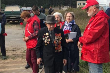 Вологодская область. КПРФ установила на народные деньги барельеф В.И. Ленину