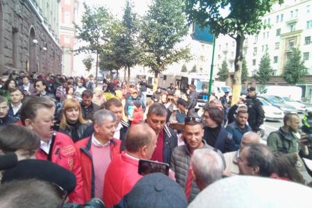 Денис Парфенов: Красные в городе!