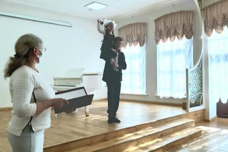 Тюменская область. Депутаты КПРФ выступили на школьных линейках в День Знаний
