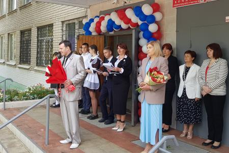Коммунисты поздравили рязанцев с Днём знаний