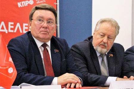 «Чем быстрее произойдет левый поворот, тем скорее мы пройдём испытания, с которыми столкнулась Россия». Пресс-конференция КПРФ в Воронеже