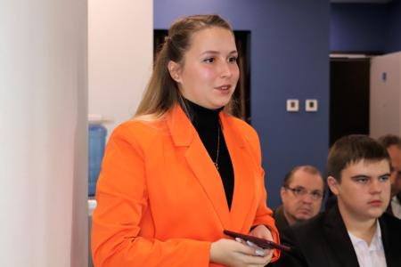 «Чем быстрее произойдет левый поворот, тем скорее мы пройдём испытания, с которыми столкнулась Россия». Пресс-конференция КПРФ в Воронеже