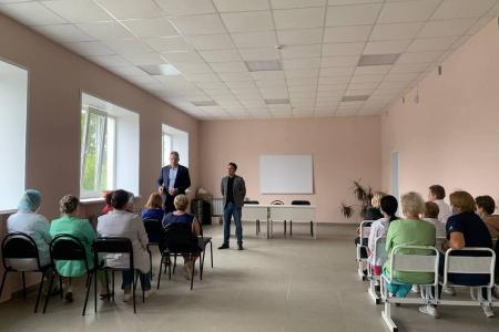 Депутат Госдумы Алексей Куринный встретился с владимирскими врачами