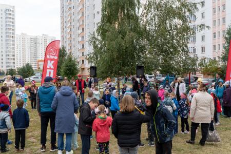 Н.Н. Иванов выступил на детском празднике в Курске