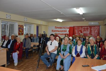 Николай Арефьев проводит встречи с избирателями Калмыкии