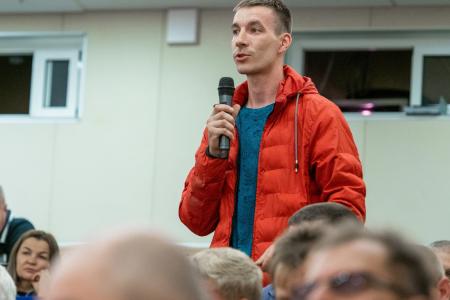 Екатеринбург. Встреча Александра Ивачева и Николая Бондаренко с жителями