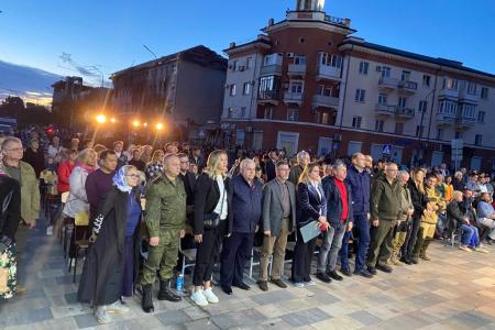 Рабочая поездка Дмитрия Новикова и Казбека Тайсаева в Мариуполь