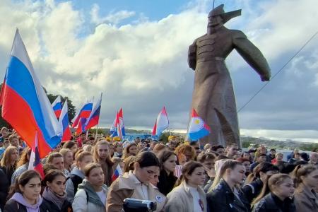 Лидер ставропольских коммунистов Виктор Гончаров: В результатах референдумов не сомневаются даже на Западе!