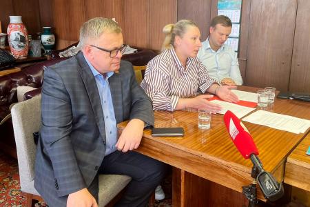 Репортаж с круглого стола КПРФ в редакции «Правды», посвященного решению проблем в образовании