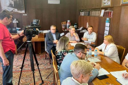 Репортаж с круглого стола КПРФ в редакции «Правды», посвященного решению проблем в образовании