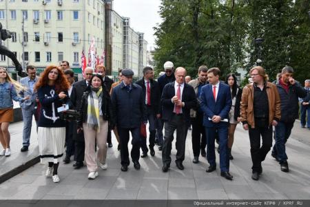 Г.А. Зюганов проголосовал на выборах в Москве