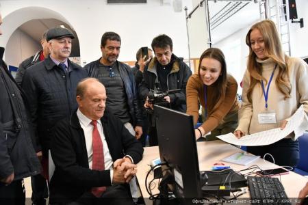 Г.А. Зюганов проголосовал на выборах в Москве