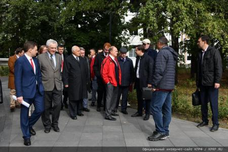 Г.А. Зюганов проголосовал на выборах в Москве