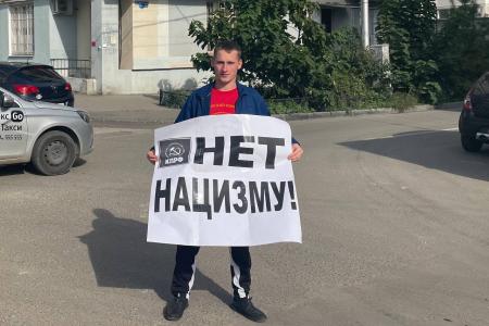 Саратов. Донбасс не бросим! Нет нацизму!