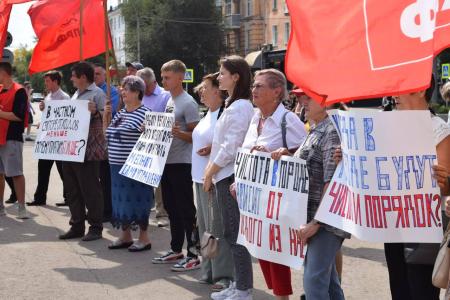 Алтайский край. Жители Рубцовска требуют у местной власти навести порядок с вывозом мусора