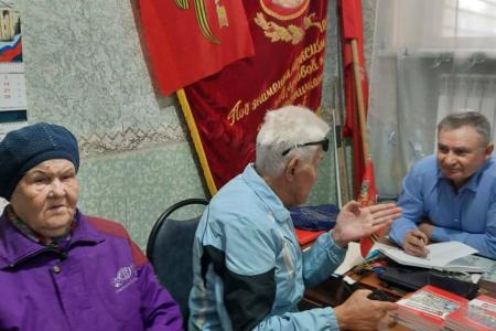 В Волгограде и области прошел Единый день приема граждан депутатами-коммунистами