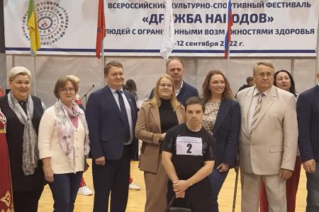 Лидер нижегородских коммунистов Владислав Егоров выступил перед участниками спортивного фестиваля «Дружба народов»
