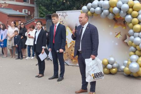 Коммунисты поздравили рязанцев с Днём знаний